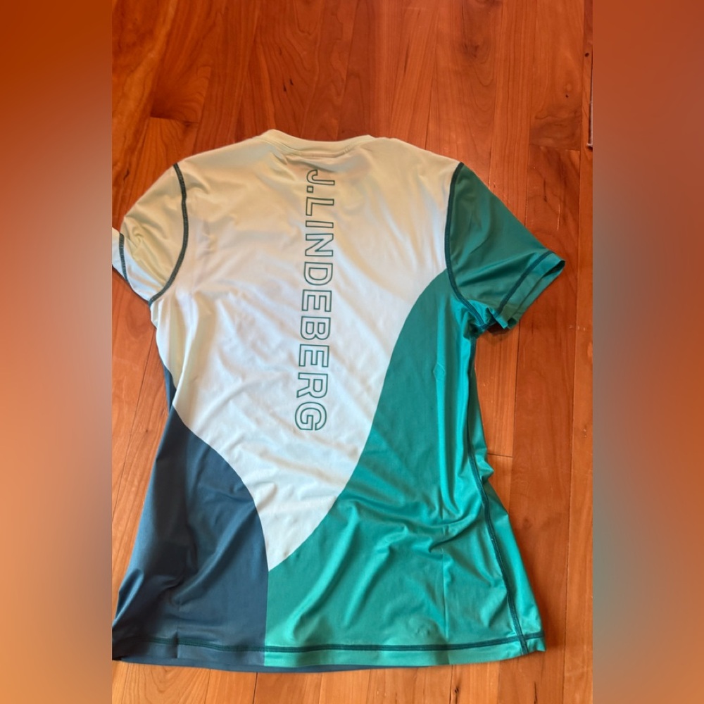 J.Lindeberg Golf Womens T shirt Swirl Top Medium New Green